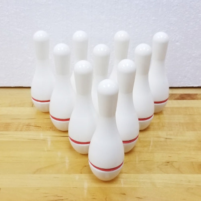 CHAMPION BOWLING PIN SET (10 )