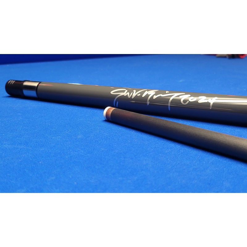 Cynergy Breach Break Cue “Ghost Edition” Signed by Shane Van Boening